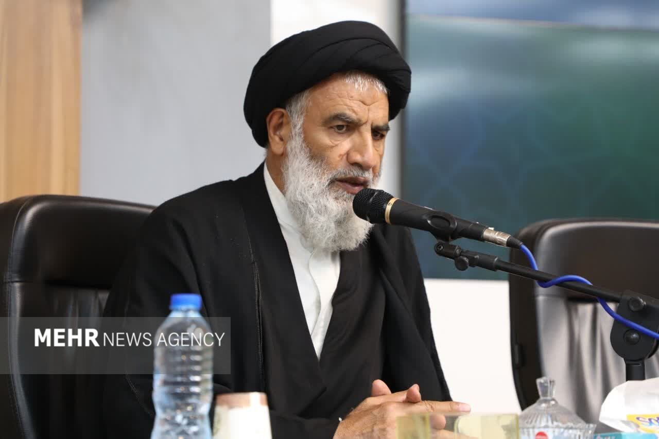 جشن‌های دهه فجر باید دستاوردهای نظام را برجسته کنند - جارچی